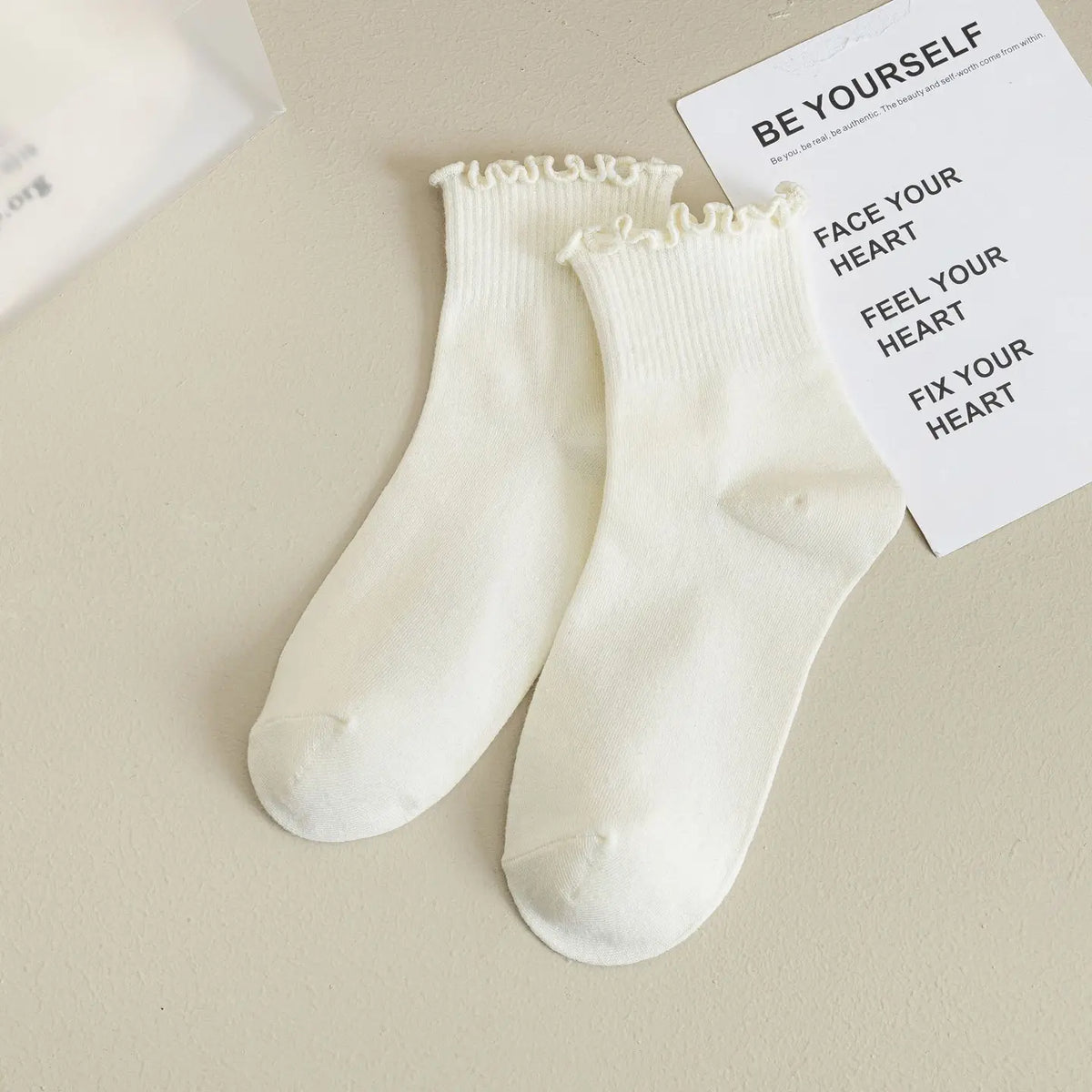 Ruffle Ankle Socks