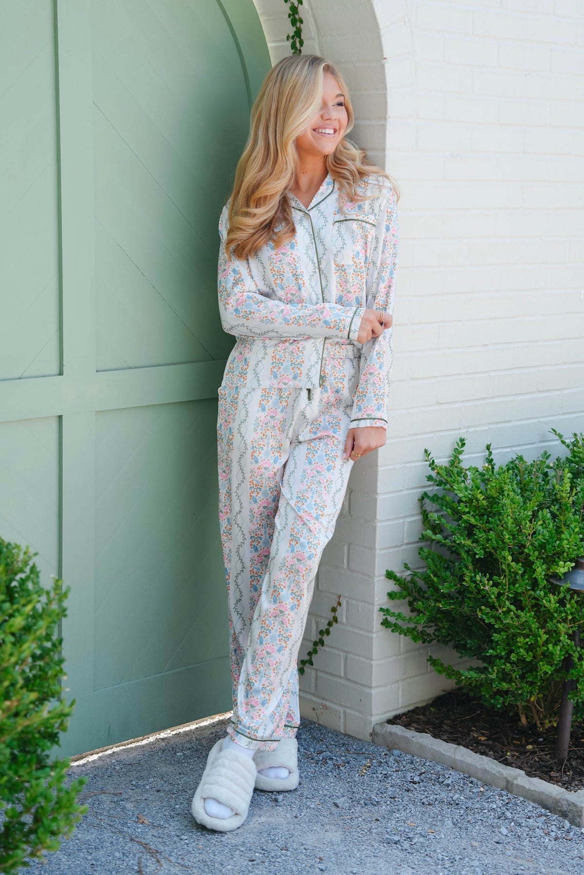 Mary Square Charlotte Pants