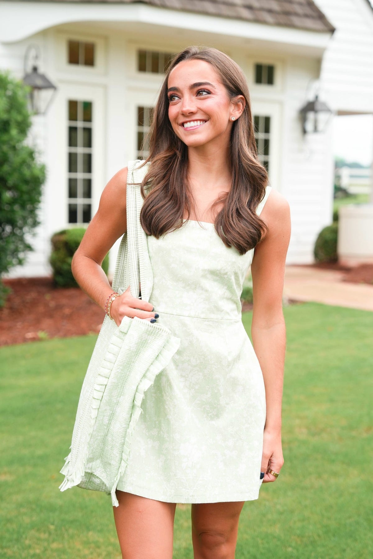 Frilly Jane Tote
