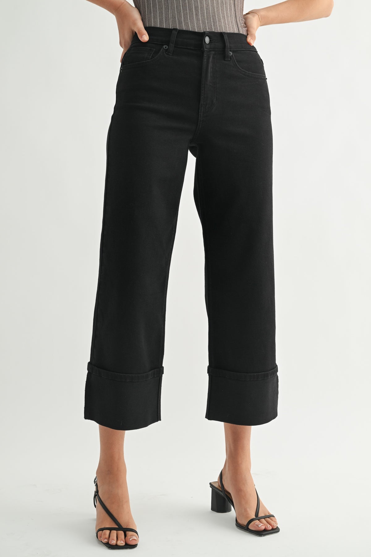 Just Black Petite Cuffed Jean