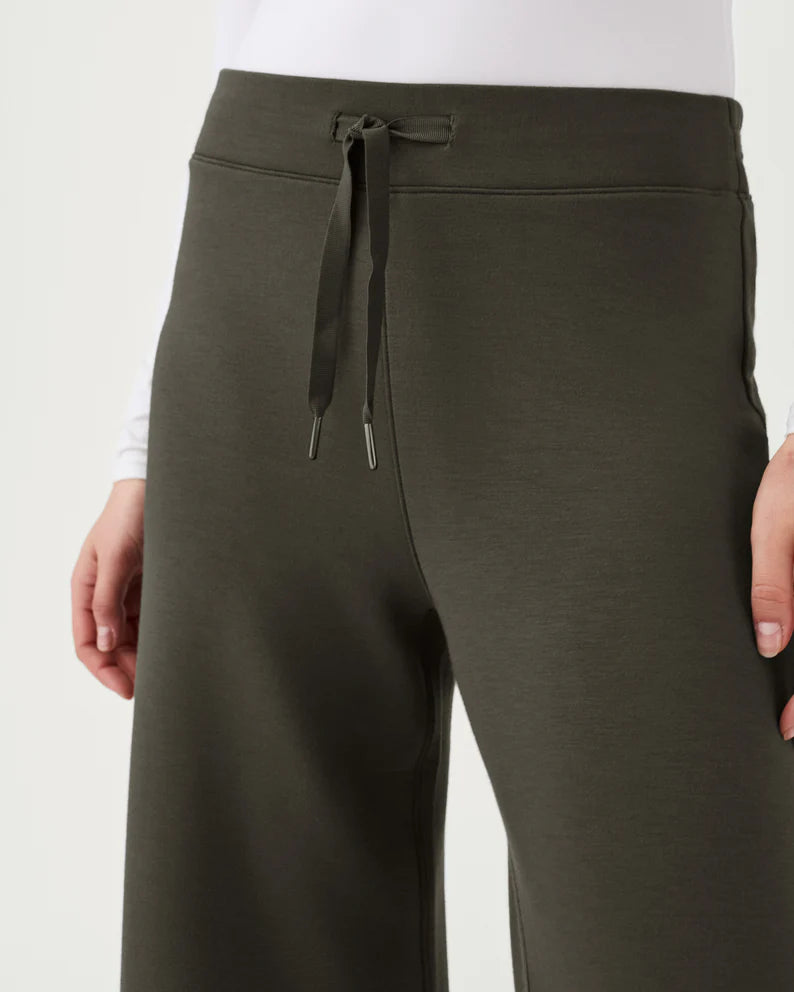 Spanx Air Essentials Wide Leg Pants - Pants Store