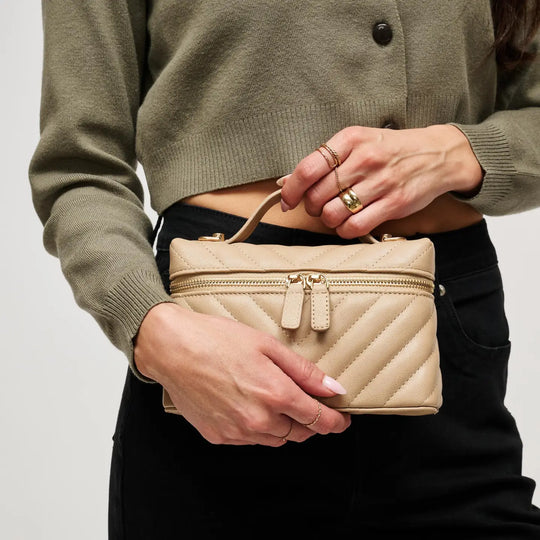 Urban Expressions Sella Crossbody