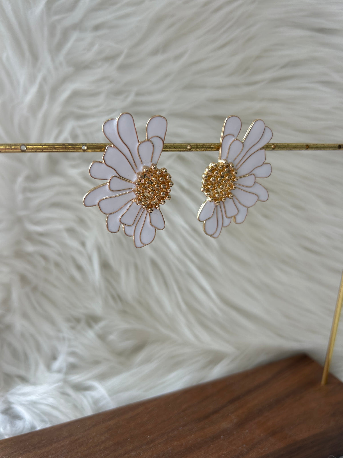 Lauren Kenzie - Fiona Flower Earrings