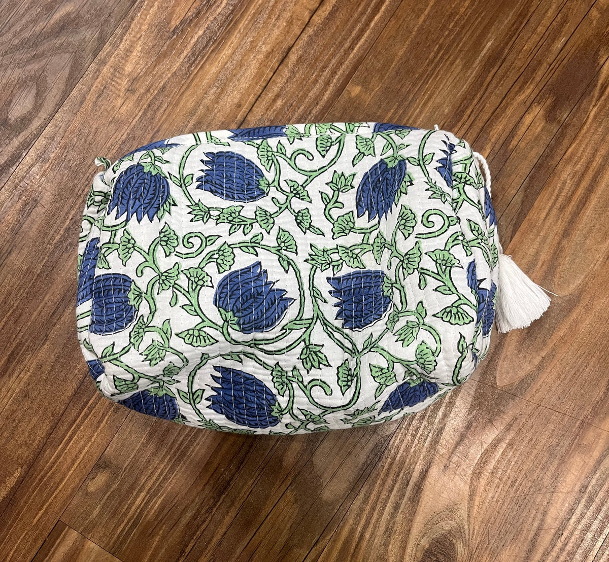 Jane Medium Toiletry Tote