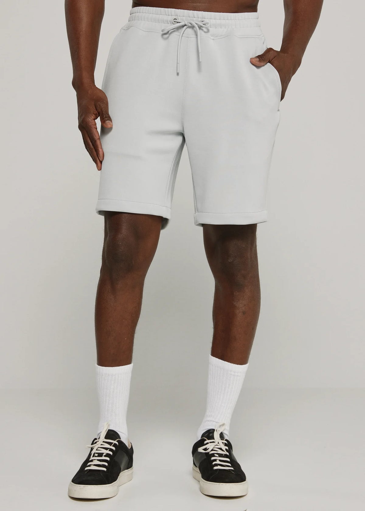 7 Diamonds Rev 8'' Short