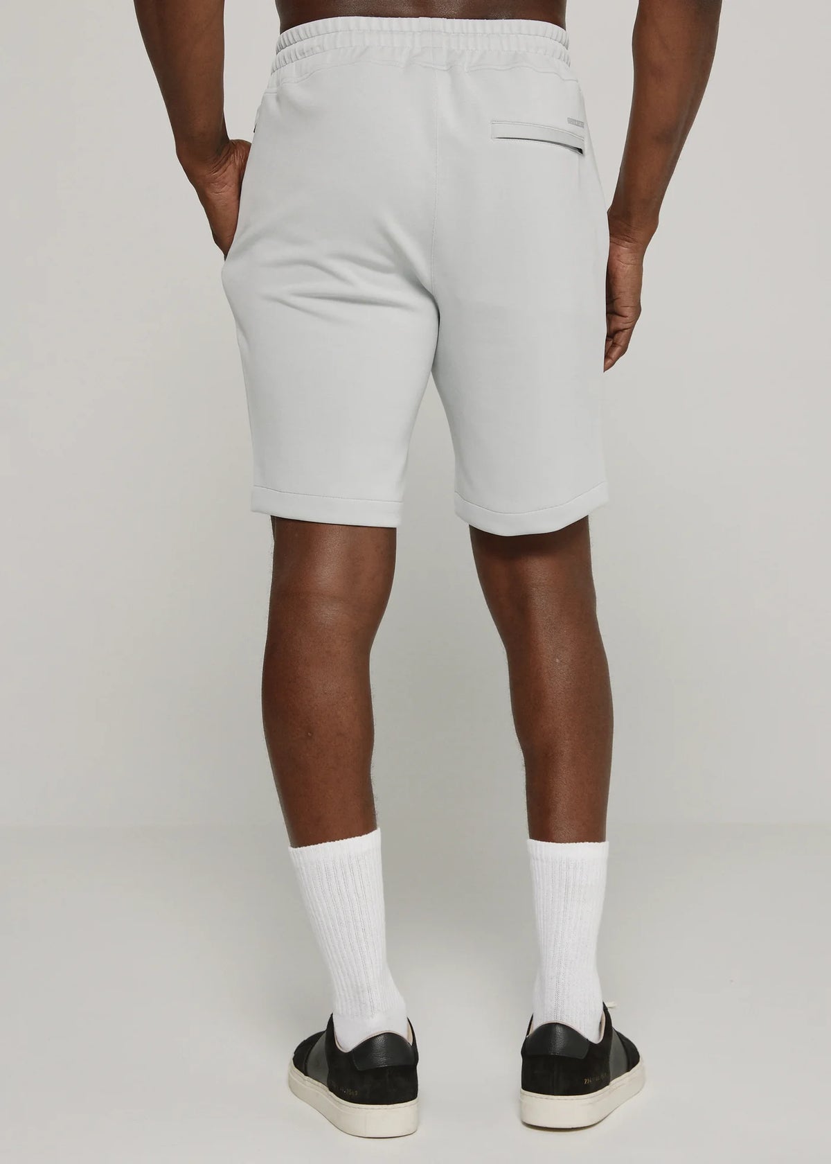 7 Diamonds Rev 8'' Short