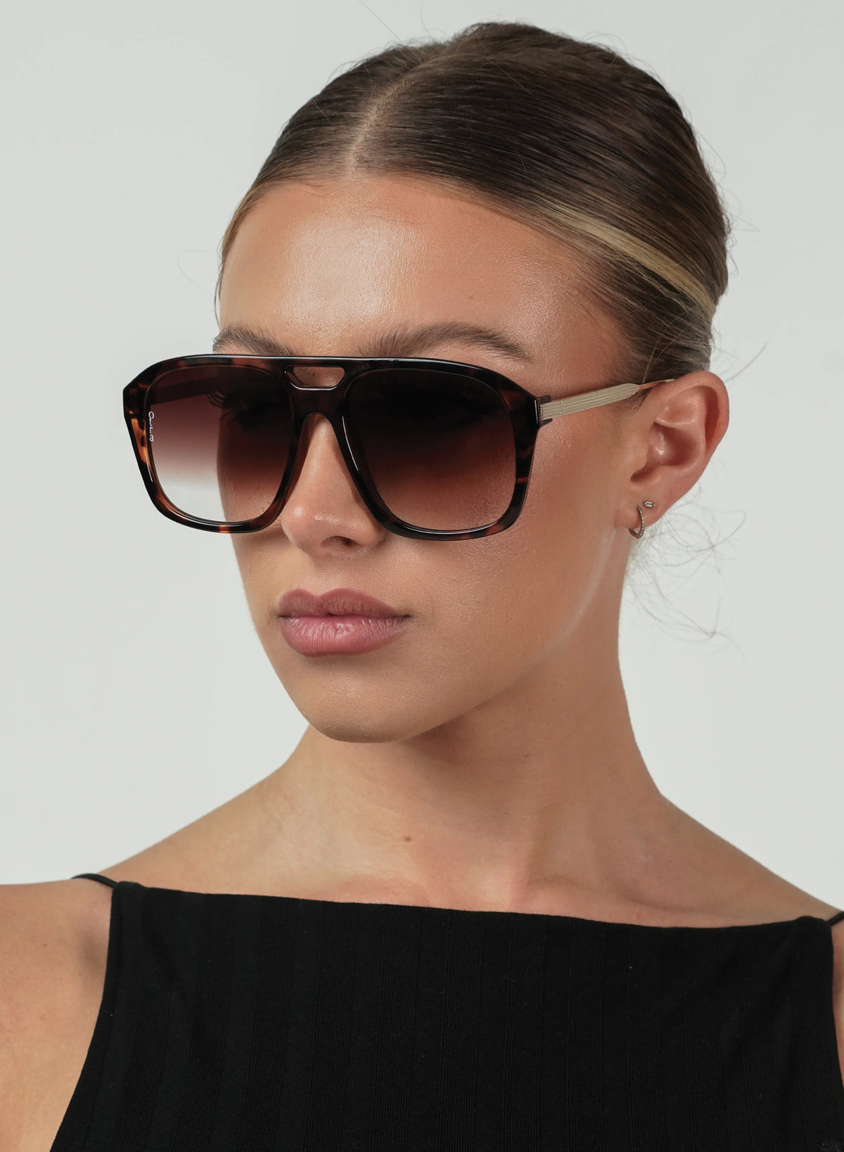 Otra Reina Sunglasses