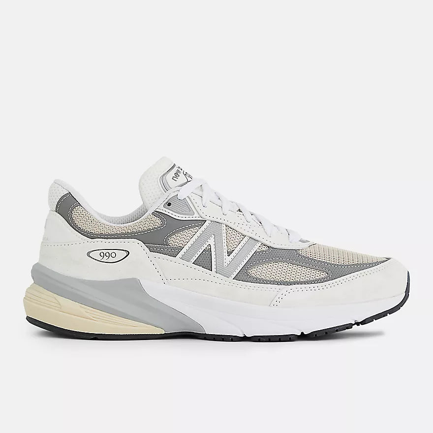 New Balance Unisex U990 Sneaker