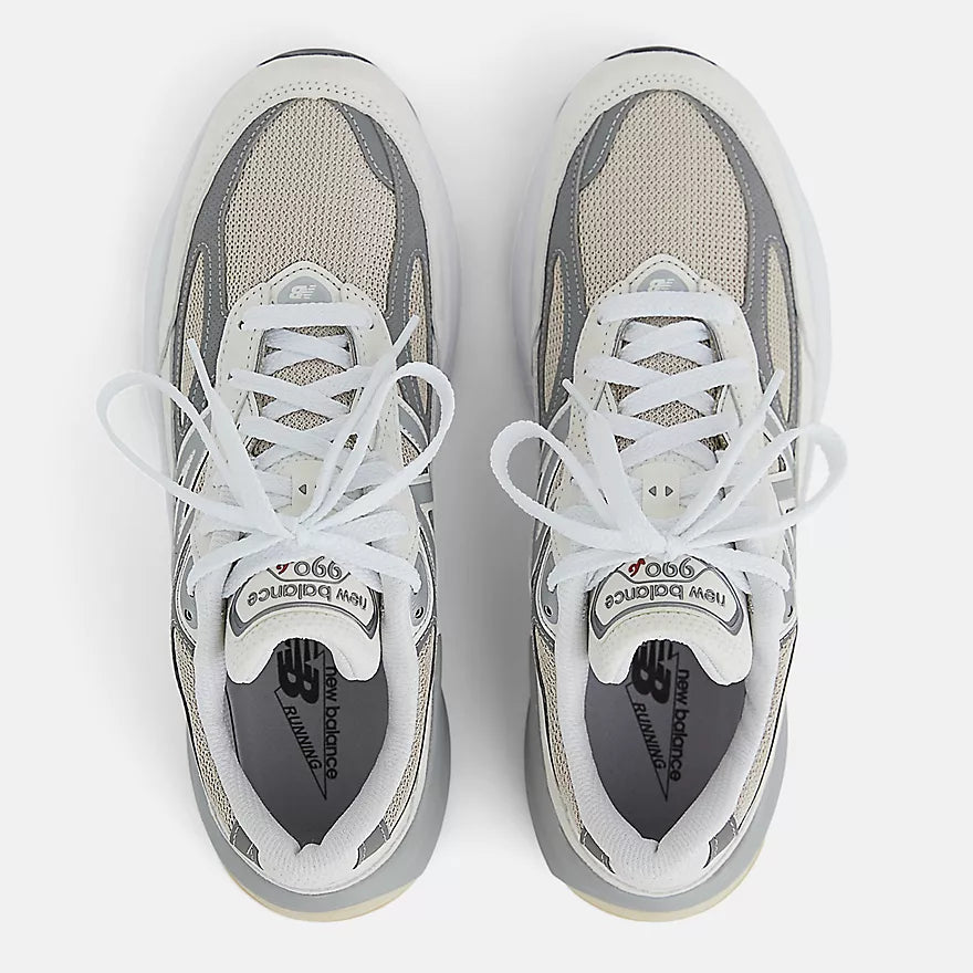 New Balance Unisex U990 Sneaker