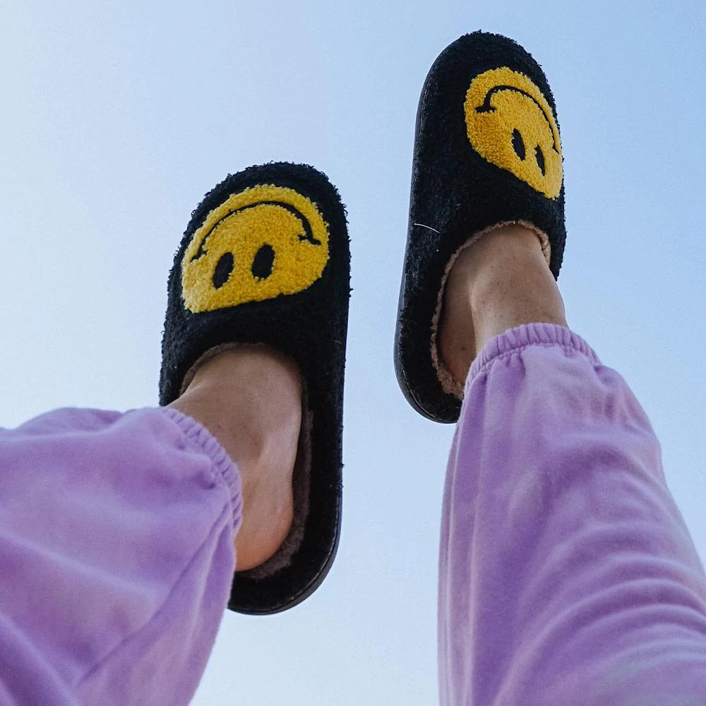 You guys, these plush slippers are EVERYTHING 😍 They are a