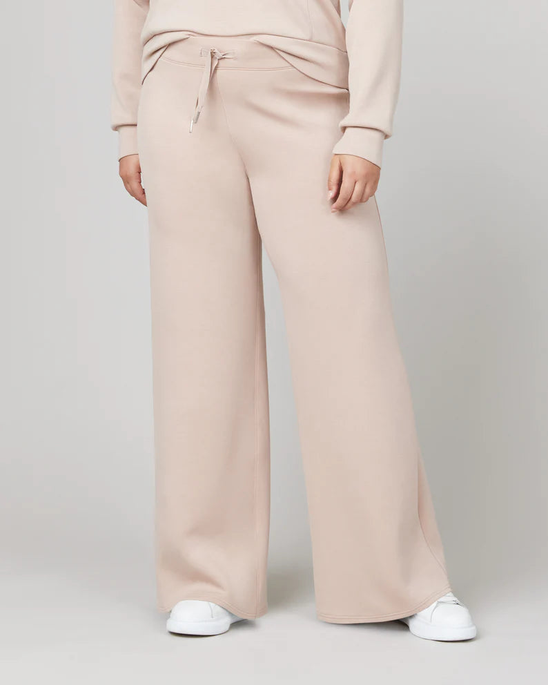 Spanx® AIRESSENTIALS WIDE LEG PANT IN SPICE
